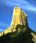 Le Mont Aiguille (509 x 600, 44 ko)